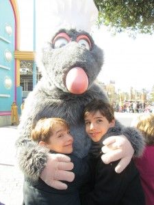Remy con Miguel y Vicente